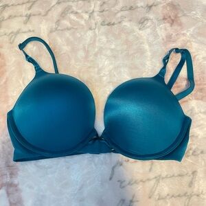 Victoria Secret Bombshell Push Up Bra
